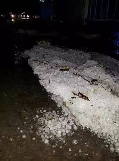 陕西遭遇冰雹袭击，影响深远