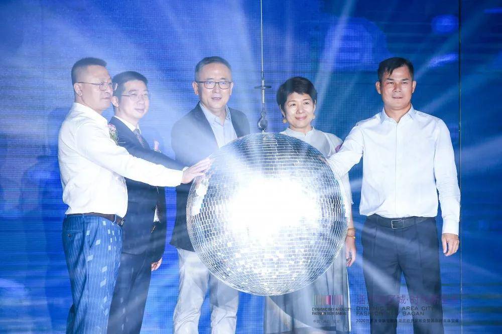 余石容最新动态，探索未来，引领行业新潮流
