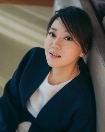 闫妮最新男朋友，揭秘神秘人物背后的故事